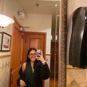 Meet your Posher, Jocelyn